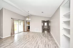 8622 Valley Meadow Dr, Houston, TX 77078 - Photo 8