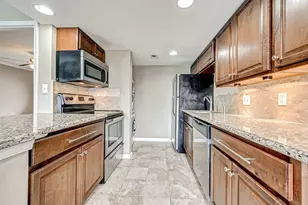 2503 McCue Rd, Houston, TX 77056 - Photo 12