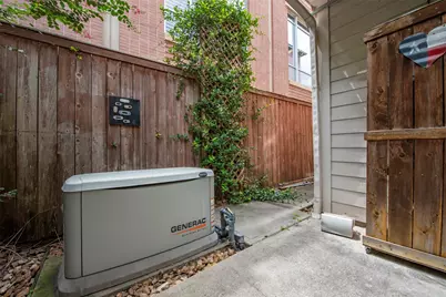 34 Waugh Drive #D, Houston, TX 77007 - Photo 34