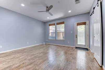 34 Waugh Drive #D, Houston, TX 77007 - Photo 4