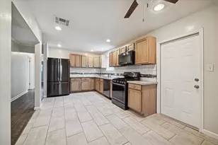 4307 Fairwood St, Pasadena, TX 77505 - Photo 10