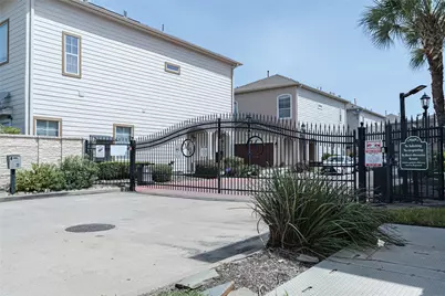930 McKinney Park Lane, Houston, TX 77003 - Photo 38