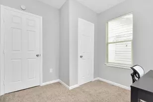 1801 Roosevelt St, Houston, TX 77012 - Photo 6