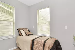 1801 Roosevelt St, Houston, TX 77012 - Photo 4