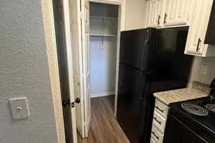 9255 W Sam Houston Pkwy S Pkwy, Houston, TX 77099 - Photo 8