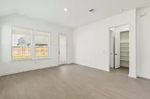 6707 Alejandro Pl, Baytown, TX 77523 - Photo 8