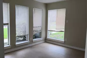 414 N Pecan Dr, Tomball, TX 77375 - Photo 10