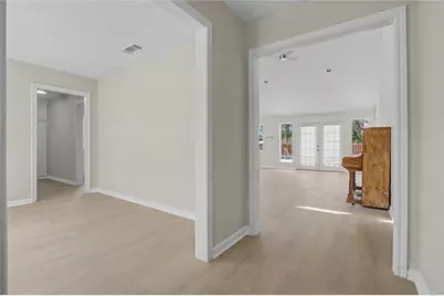 414 N Pecan Dr, Tomball, TX 77375 - Photo 10