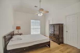 301 Winding Oak Ln S, League City, TX 77573 - Photo 22