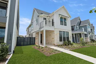 10822 Pioneer Pt, Richmond, TX 77469 - Photo 2
