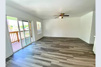 4301 14th Street Avenue, Bacliff, TX 77518 - Photo 8