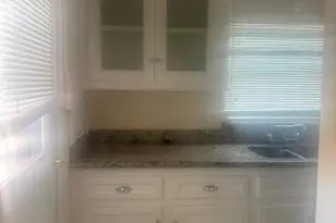8459 Howard Dr, Houston, TX 77017 - Photo 4