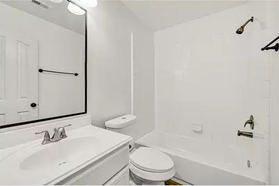 11242 Valley Kings Drive, Houston, TX 77089 - Photo 14