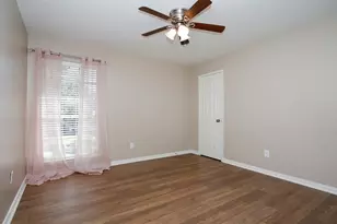 3731 Windy Haven Dr, Houston, TX 77339 - Photo 32