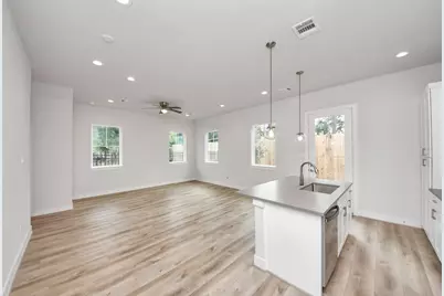 6519 Old Olive Tree Drive, Houston, TX 77091 - Photo 14