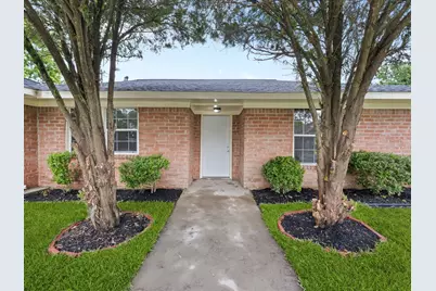 10202 Teneha Drive, Houston, TX 77033 - Photo 2