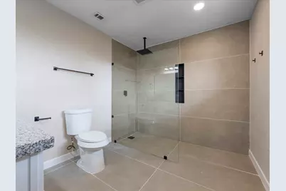 10202 Teneha Drive, Houston, TX 77033 - Photo 16