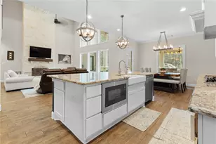 141 Sundog Rd, Huntsville, TX 77340 - Photo 8