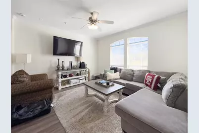 305 Holleman Drive E #302, College Station, TX 77840 - Photo 4