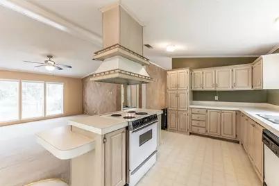 290 Townley Ranch Drive, Huntsville, TX 77320 - Photo 14