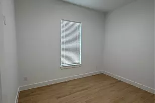 711 S Carroll, La Porte, TX 77571 - Photo 4