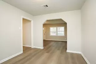 5511 Starling St, Houston, TX 77017 - Photo 8