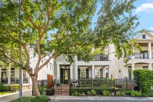 1022 Nicholson St, Houston, TX 77008 - Photo 2