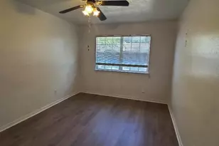 1810 Oakwell Ln, Katy, TX 77449 - Photo 6