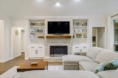 231 Creekside Drive, League City, TX 77573 - Photo 6