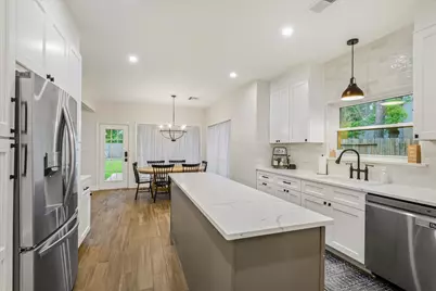231 Creekside Drive, League City, TX 77573 - Photo 10