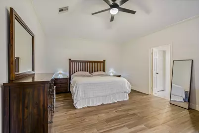 231 Creekside Drive, League City, TX 77573 - Photo 12