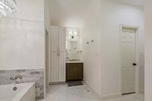 231 Creekside Dr, League City, TX 77573 - Photo 16