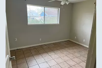 4907 Redfish Reef Drive, Bacliff, TX 77518 - Photo 10