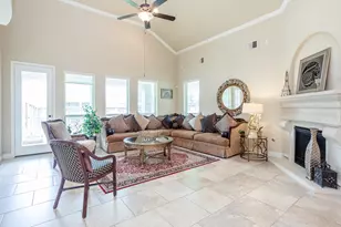 7339 Chatham Green Dr, Sugar Land, TX 77479 - Photo 6