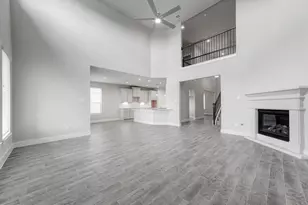 3210 Elm Bough Ct, Conroe, TX 77301 - Photo 2