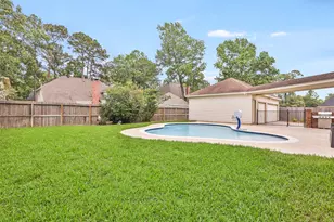 2106 Mountain Lake Dr, Kingwood, TX 77345 - Photo 8