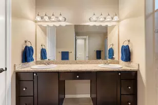 1049 W 22nd St, Houston, TX 77008 - Photo 26