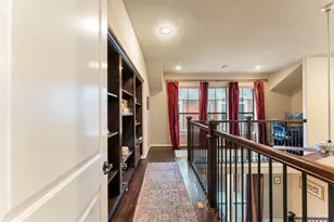 1049 W 22nd St, Houston, TX 77008 - Photo 28