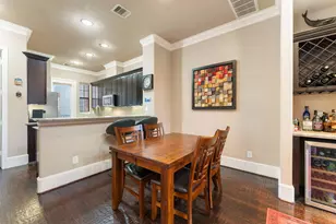 1049 W 22nd St, Houston, TX 77008 - Photo 8