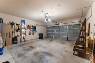 1049 W 22nd St, Houston, TX 77008 - Photo 38