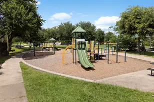 1049 W 22nd St, Houston, TX 77008 - Photo 46