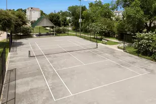 1049 W 22nd St, Houston, TX 77008 - Photo 44