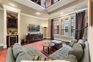 1049 W 22nd St, Houston, TX 77008 - Photo 4