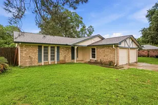 423 Pickford Dr, Katy, TX 77450 - Photo 2