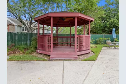 10152 Longmont Drive #38/10, Houston, TX 77042 - Photo 36