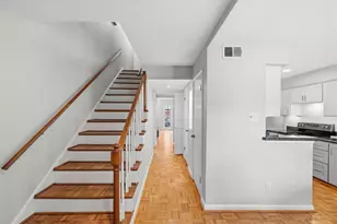 10152 Longmont Dr, Houston, TX 77042 - Photo 10