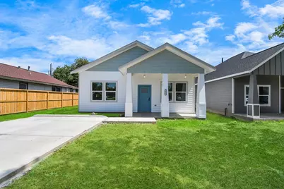 10917 San Jacinto Drive, La Porte, TX 77571 - Photo 1