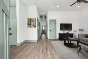 10917 San Jacinto Dr, La Porte, TX 77571 - Photo 2