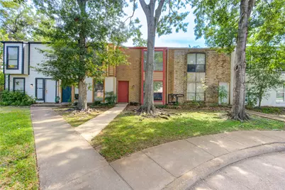 2420 Miramar Court #2420, Seabrook, TX 77586 - Photo 2