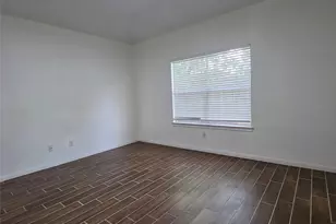7002 Plaza Del Sol Dr, Houston, TX 77083 - Photo 6